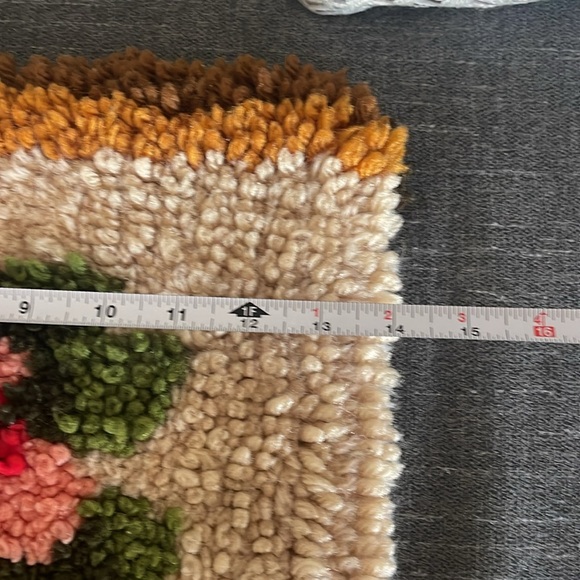 Vintage floral latch hook shag - Picture 4 of 6